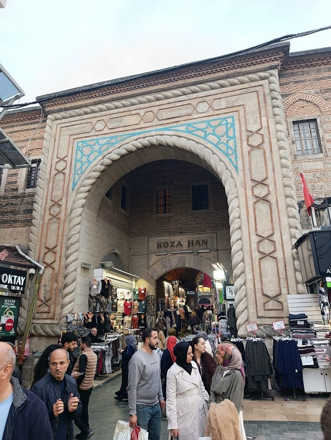 Koza han uzun çarşı tarafı girişi