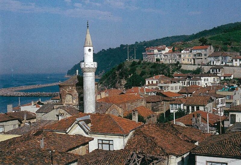 trilye tarihi ve deniz manzarası 