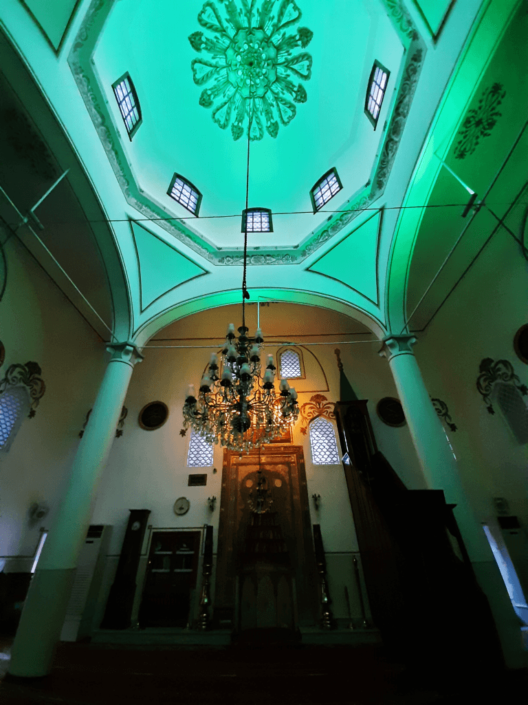 Üftade Camii: Bursa’nın Manevi Mirasında Bir Osmanlı İncisi 3 üftade camii ve türbesi